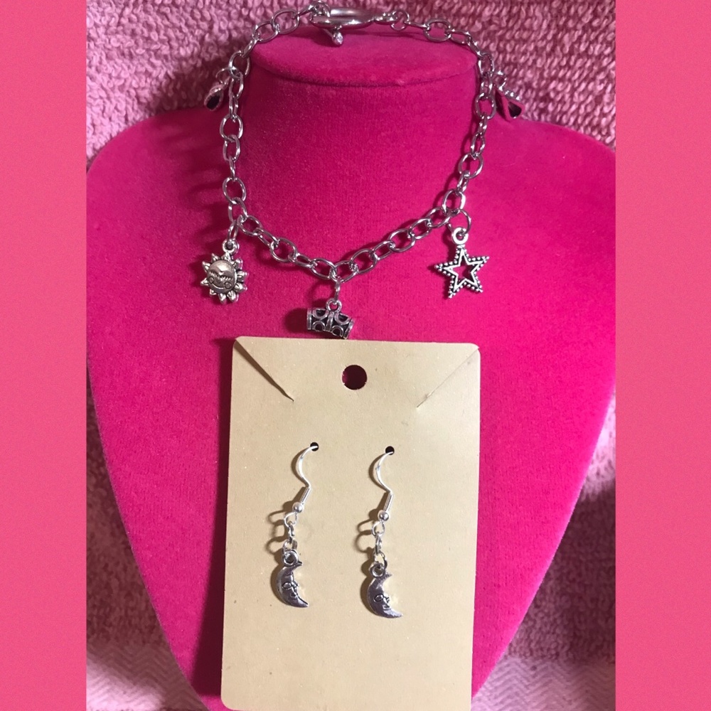 Conjunto de pulsera y pantallas.